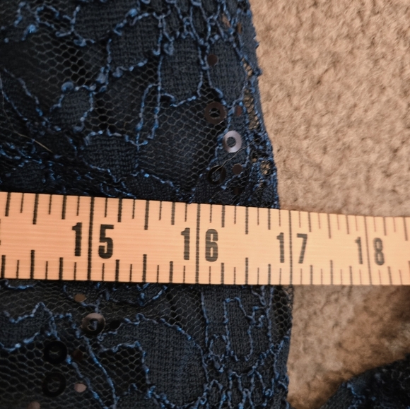 VENUS Off Shoulder Dress Bell Sleeve Blue Lace / Slip Sz 8 - Picture 9 of 9